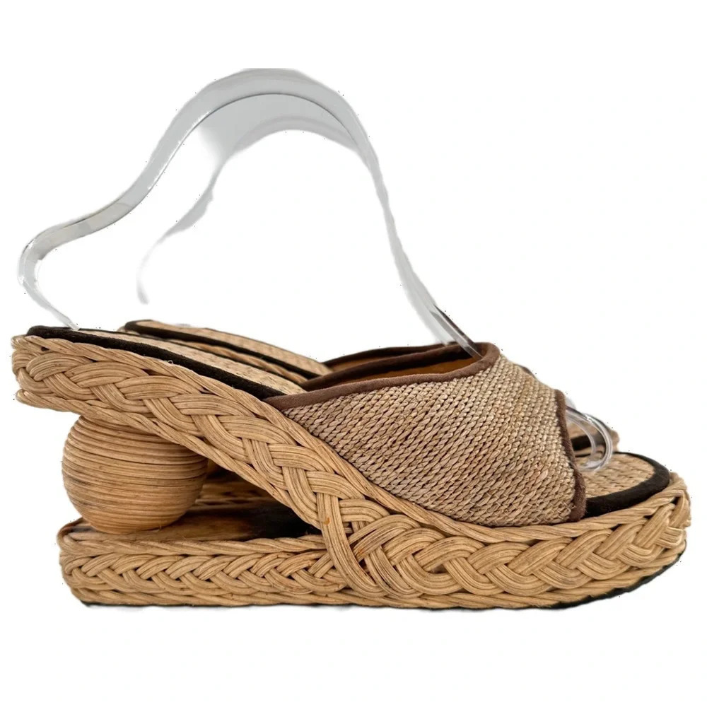 Wicker jute platform 7 handwoven in Indonesia vintage 70s cottage core cosplay